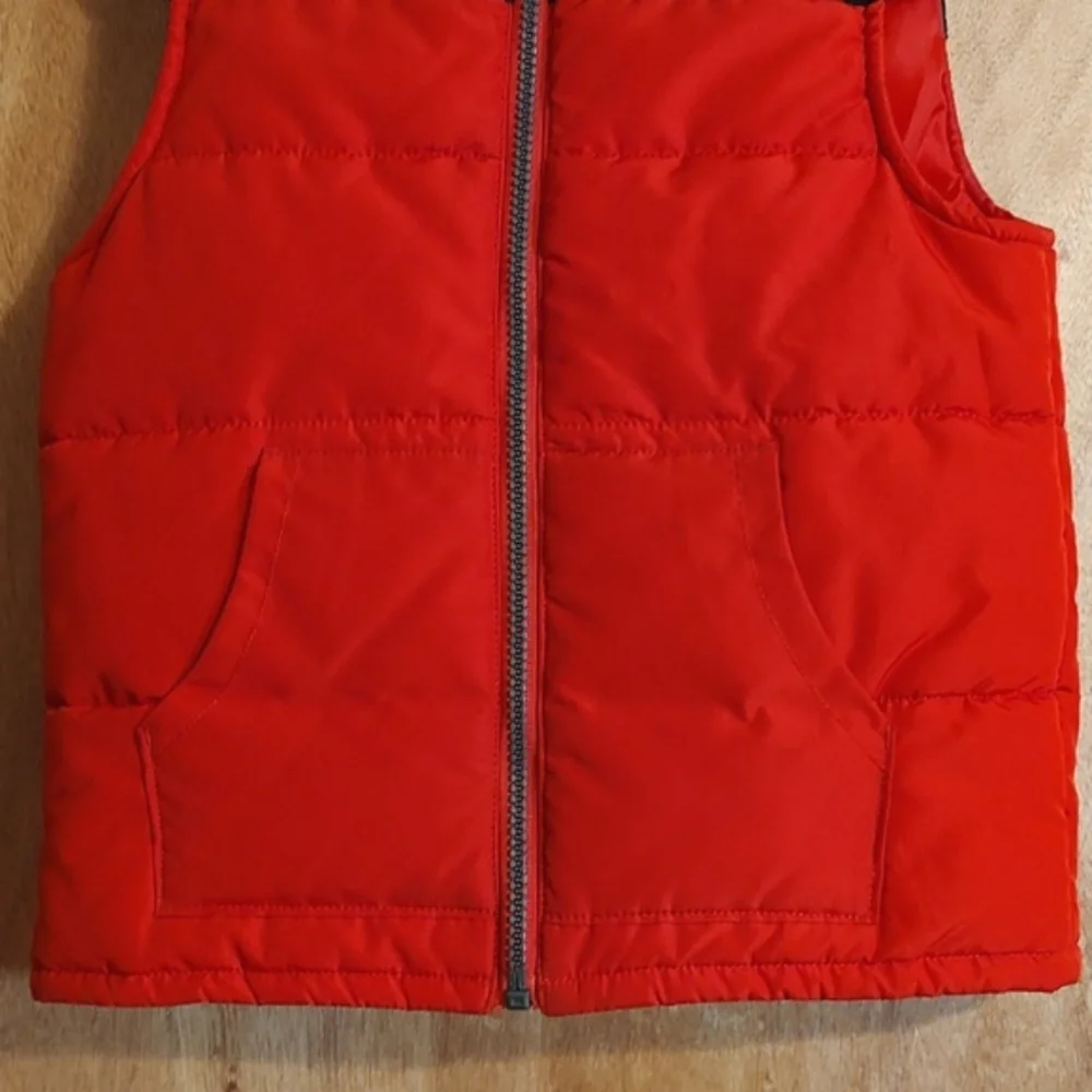 Carter's Little Boys Insulated Zip-Up Puffer Vest Red Black Corduroy Sherpa 5